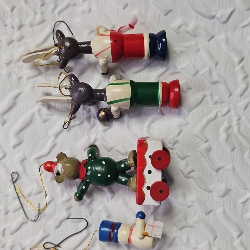 Festive Wooden Christmas Ornaments Set 4 Piece - Picture 7 of 7